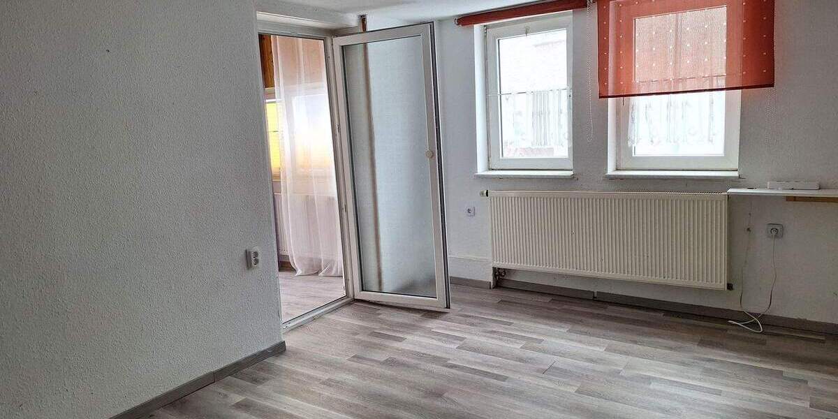 Mehrfamilienhaus, Wohnhaus Gudensberg - 6 Zimmer, 1.200&euro; | Angebot:24871407