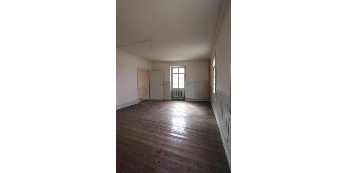 Einfamilienhaus Bad Wimpfen - 9 Zimmer, 252 m&sup2;, 1.950&euro; | Angebot:19418069