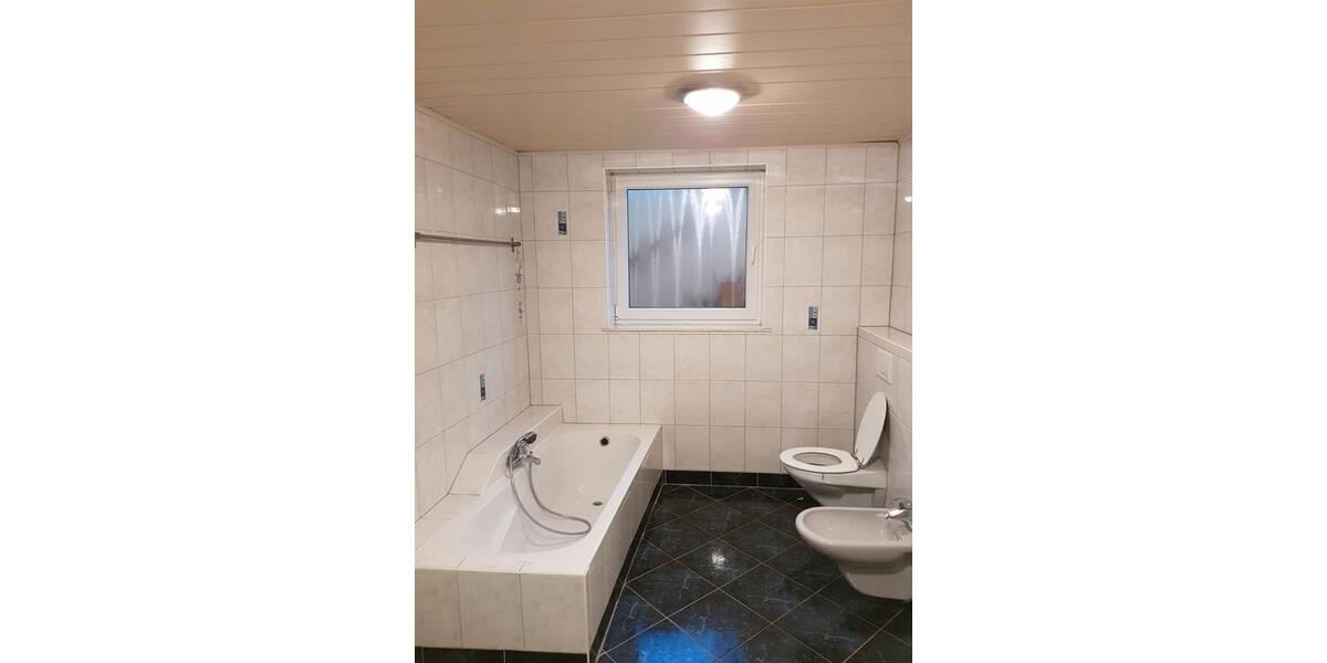 Etagenwohnung Lauterbach (Hessen) - 3 Zimmer, 115 m&sup2;, 800&euro; | Angebot:26032231
