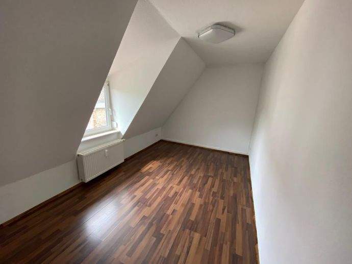 Etagenwohnung Könnern - 3 Zimmer, 69 m&sup2;, 345&euro; | Angebot:23949888