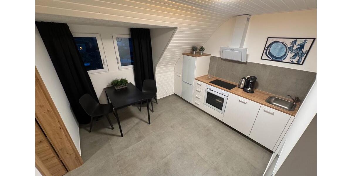 Dachgeschoßwohnung Eschweiler - 2 Zimmer, 45 m&sup2;, 1.300&euro; | Angebot:24548425