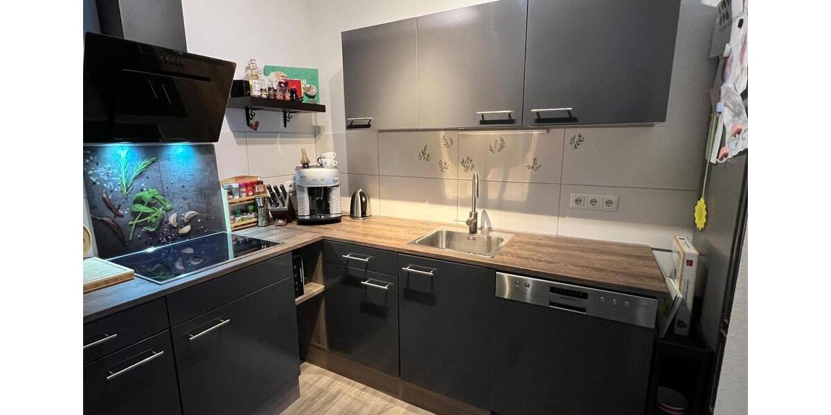 Erdgeschoßwohnung Suhl - 4 Zimmer, 101 m&sup2;, 750&euro; | Angebot:24650215