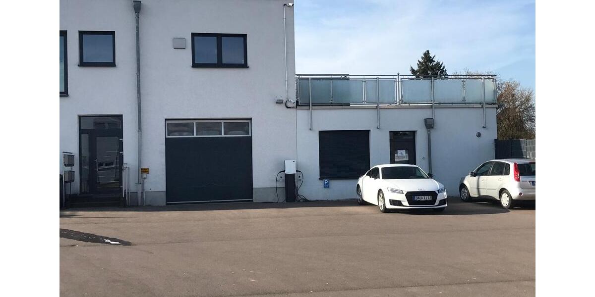 Dachgeschoßwohnung Schmelz - 3 Zimmer, 30 m&sup2;, 450&euro; | Angebot:26293945