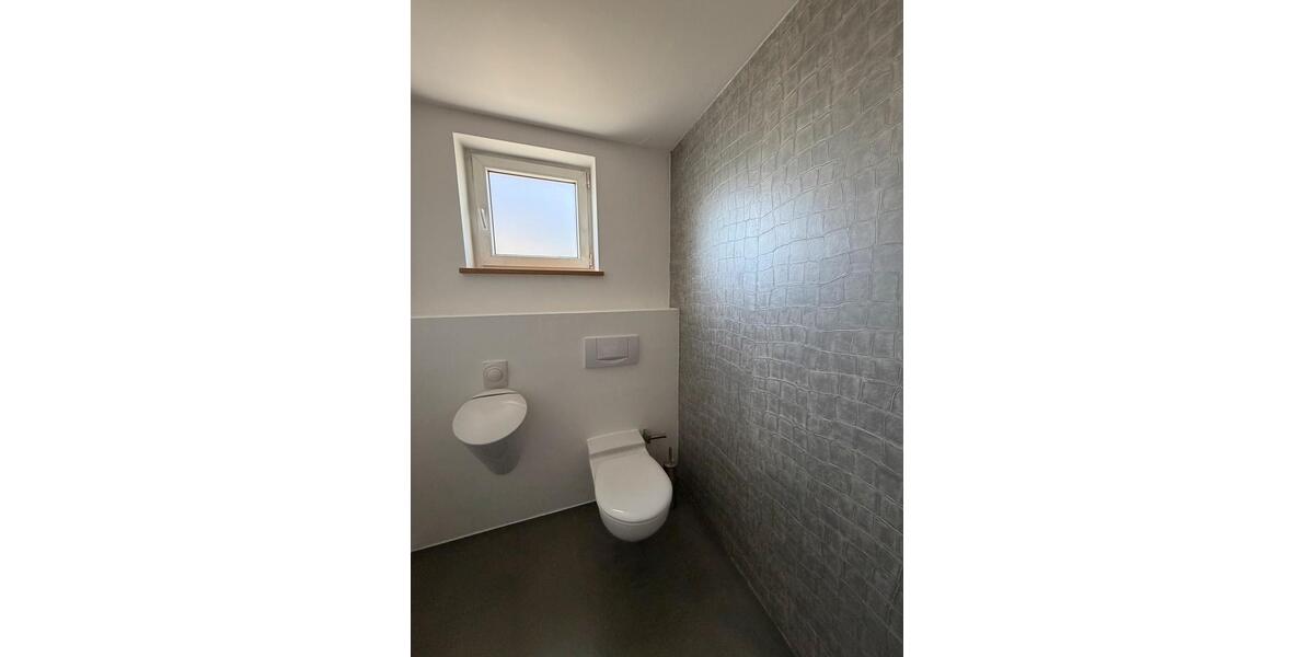 Einfamilienhaus Pirmasens Niedersimten - 5 Zimmer, 260 m&sup2;, 2.400&euro; | Angebot:26164032