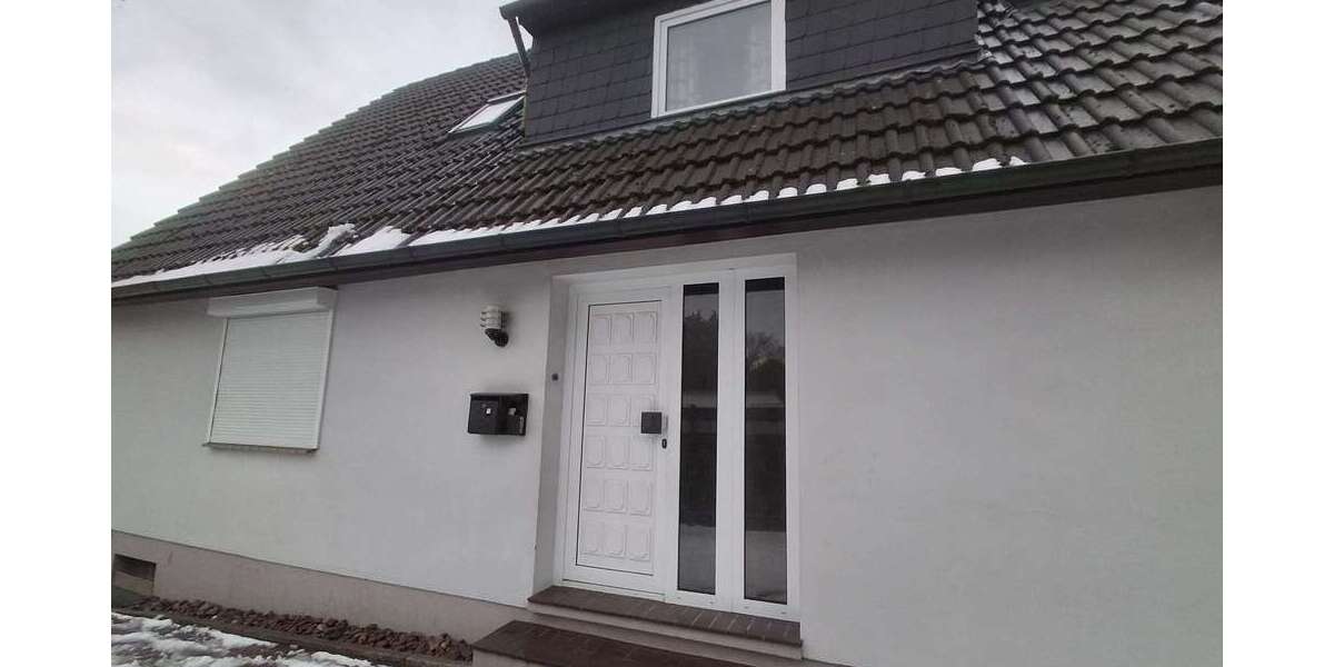 Einfamilienhaus Bremen Hemelingen - 3 Zimmer, 125 m&sup2;, 1.400&euro; | Angebot:25089003