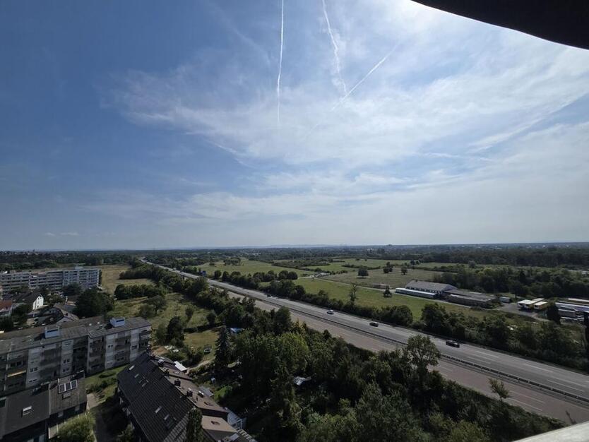 2-Zi.-Wohnung mit schönem Weitblick zimmer