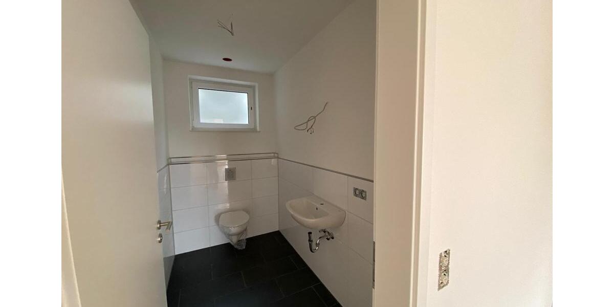 Erdgeschoßwohnung Bad Wildungen - 3 Zimmer, 105 m&sup2;, 1.260&euro; | Angebot:26495096