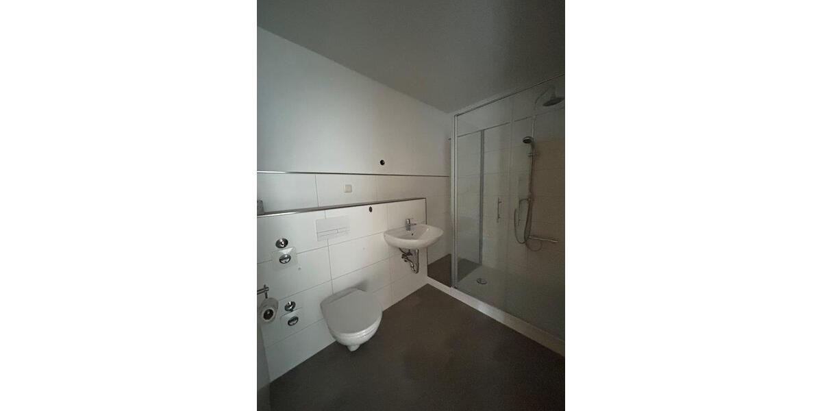 Erdgeschoßwohnung Zwickau Zwickau-West - 3 Zimmer, 71 m&sup2;, 580&euro; | Angebot:25974100