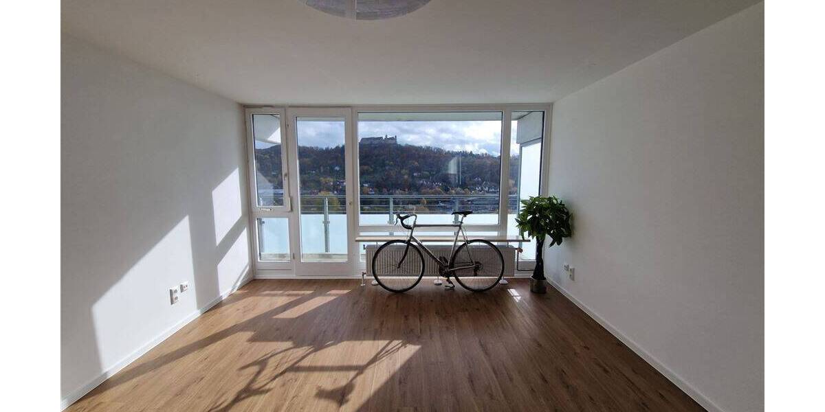 Etagenwohnung Coburg - 2 Zimmer, 67 m&sup2;, 820&euro; | Angebot:25997126