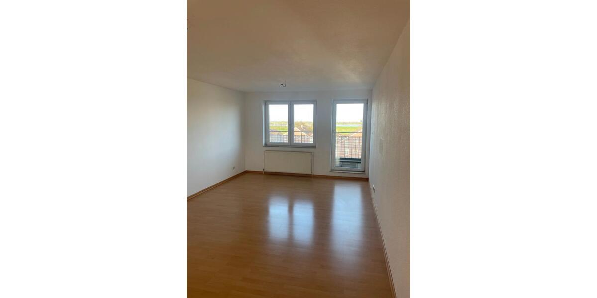 Dachgeschoßwohnung Glückstadt - 4 Zimmer, 83 m&sup2;, 647&euro; | Angebot:26564702
