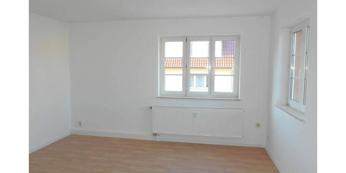 Etagenwohnung Döbeln - 2 Zimmer, 57 m&sup2;, 342&euro; | Angebot:26741768