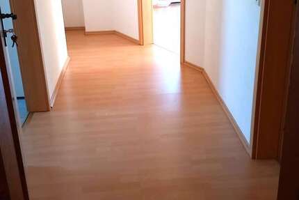 Wohnung Heidenheim - 2 Zimmer, 60 m&sup2;, 490&euro; | Angebot:27032883