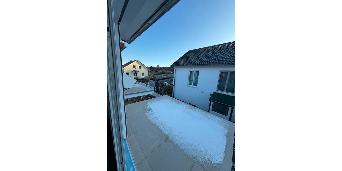 Dachgeschoßwohnung Weil der Stadt - 3 Zimmer, 64 m&sup2;, 1.280&euro; | Angebot:25080072