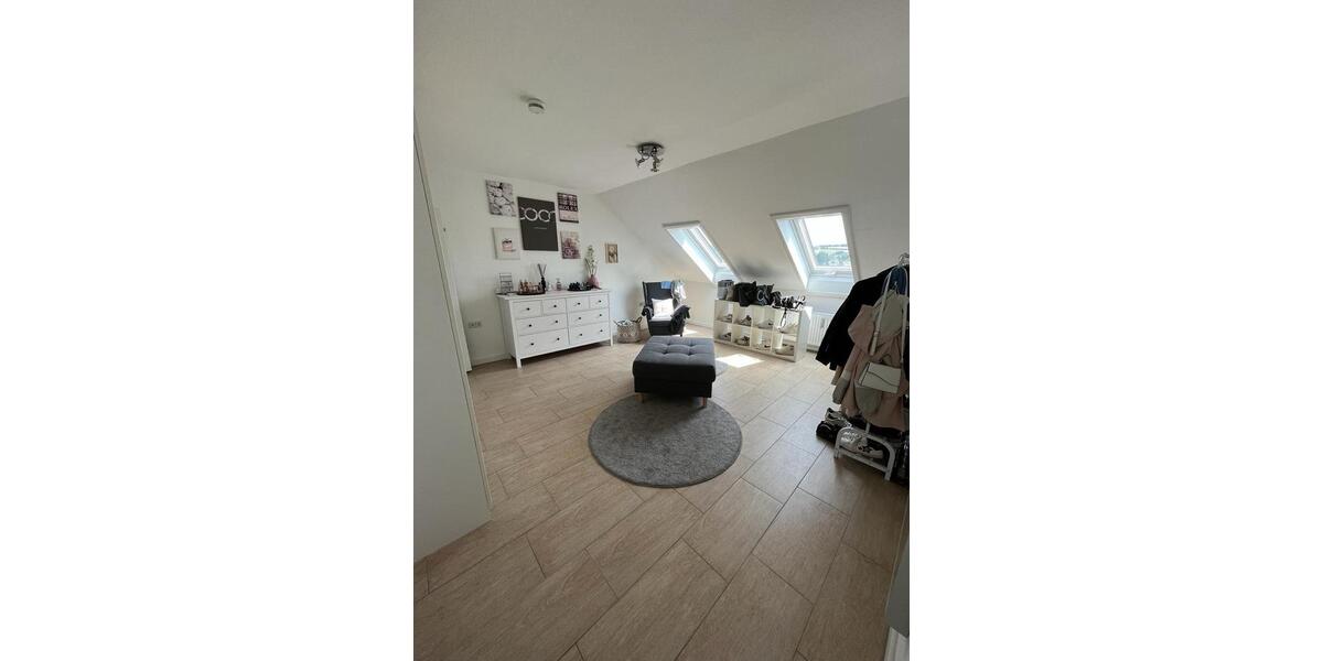 Etagenwohnung Kaufungen - 3 Zimmer, 86 m&sup2;, 1.032&euro; | Angebot:25323826