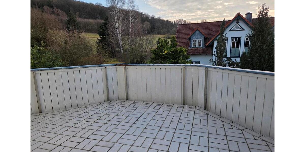 Dachgeschoßwohnung Burghaun - 3 Zimmer, 104 m&sup2;, 790&euro; | Angebot:25640887