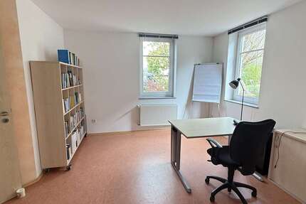 Büro in Kirchhain-Schönbach 225 € 20 m² zimmer
