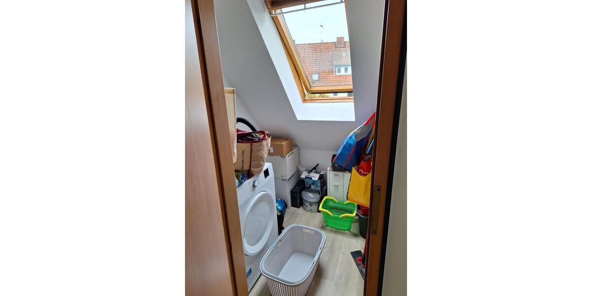 Dachgeschoßwohnung Spenge - 3 Zimmer, 107 m&sup2;, 800&euro; | Angebot:26124582