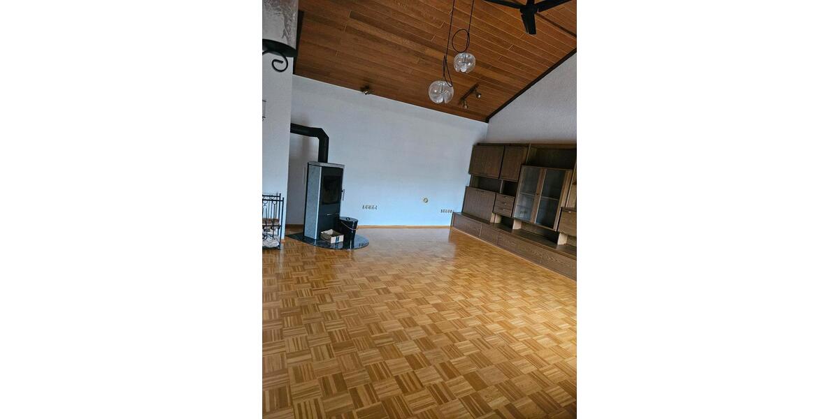 Einfamilienhaus Steinwenden - 6 Zimmer, 180 m&sup2;, 1.650&euro; | Angebot:24796173