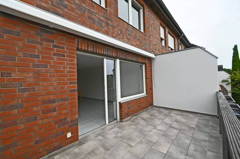 Paradies für Kinder! Frisch renoviertes EFH mit Garten & Garage in Grünlage Velbert