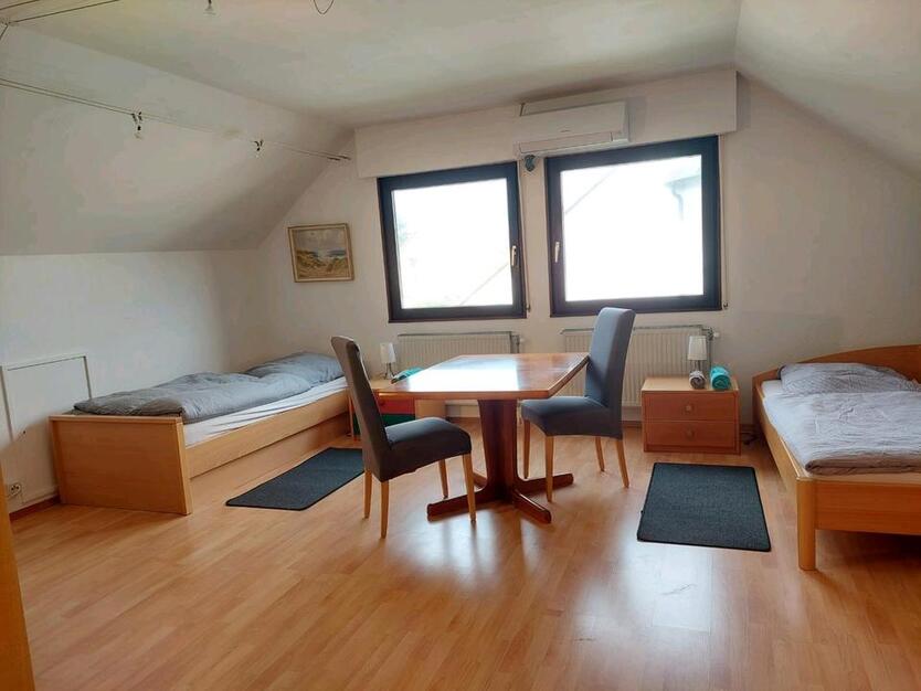 MonteurWohnung 91074 Herzogenaurach, Nähe ErNFü, 25 Min Messe