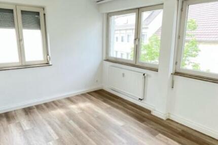 Wohnen auf Zeit Böblingen - 1 Zimmer, 16 m&sup2;, 665&euro; | Angebot:24507617