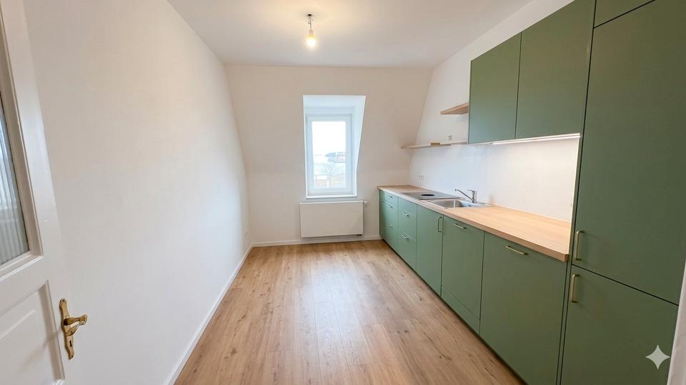 Dachgeschoßwohnung Flensburg Altstadt - 3 Zimmer, 87 m&sup2;, 970&euro; | Angebot:26043833