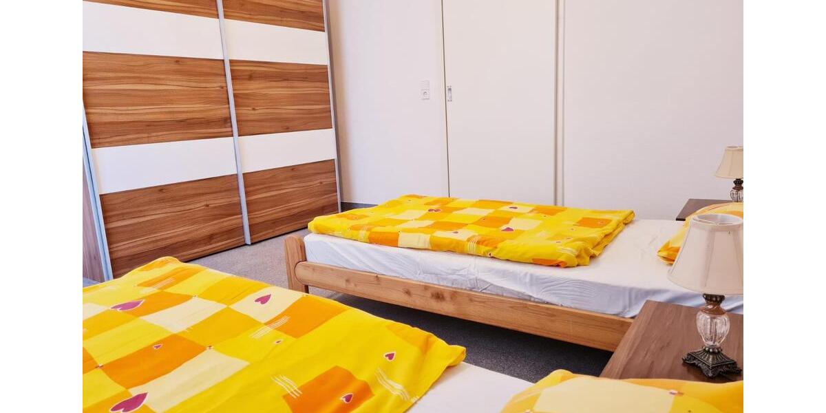 Wohnen auf Zeit Sandersdorf-Brehna Roitzsch - 3 Zimmer, 82 m&sup2;, 25&euro; | Angebot:25590391