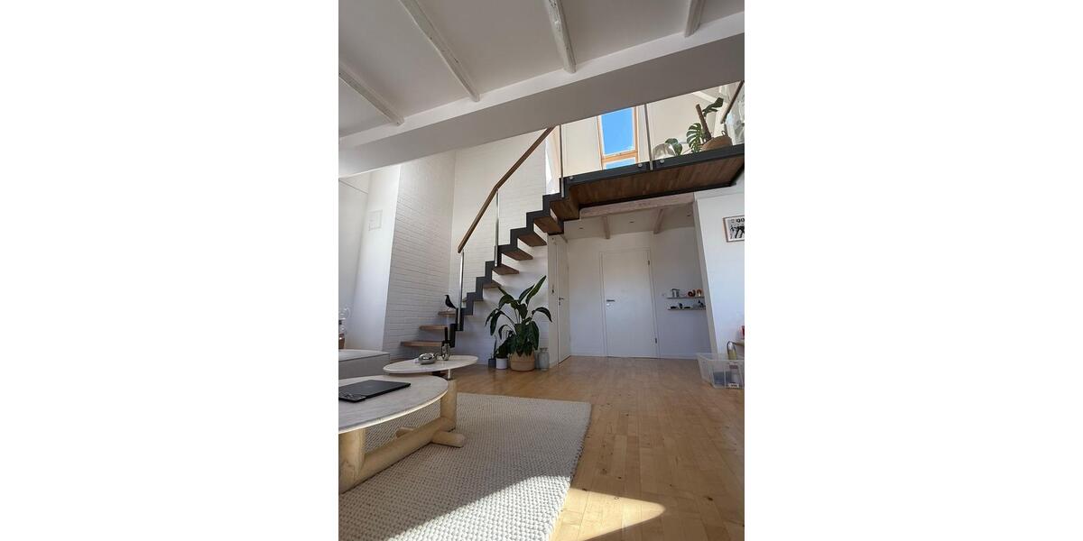 Dachgeschoßwohnung Köln Innenstadt - 2 Zimmer, 120 m&sup2;, 2.450&euro; | Angebot:25854683