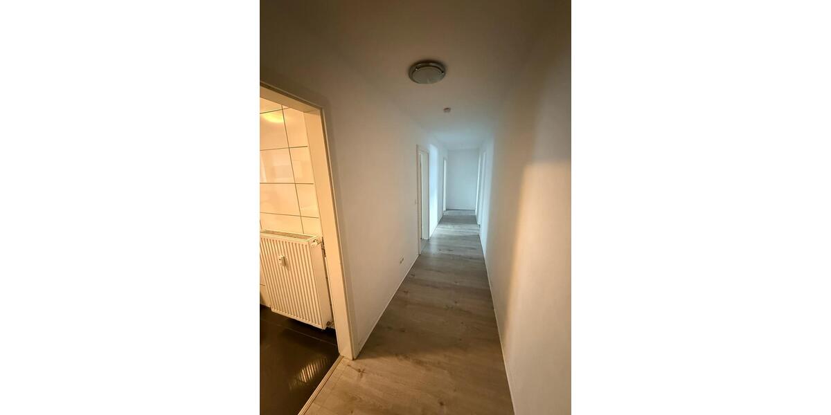 4-Zimmer-Wohnung ca. 150 m² – Küche & Bad 4 zimmer