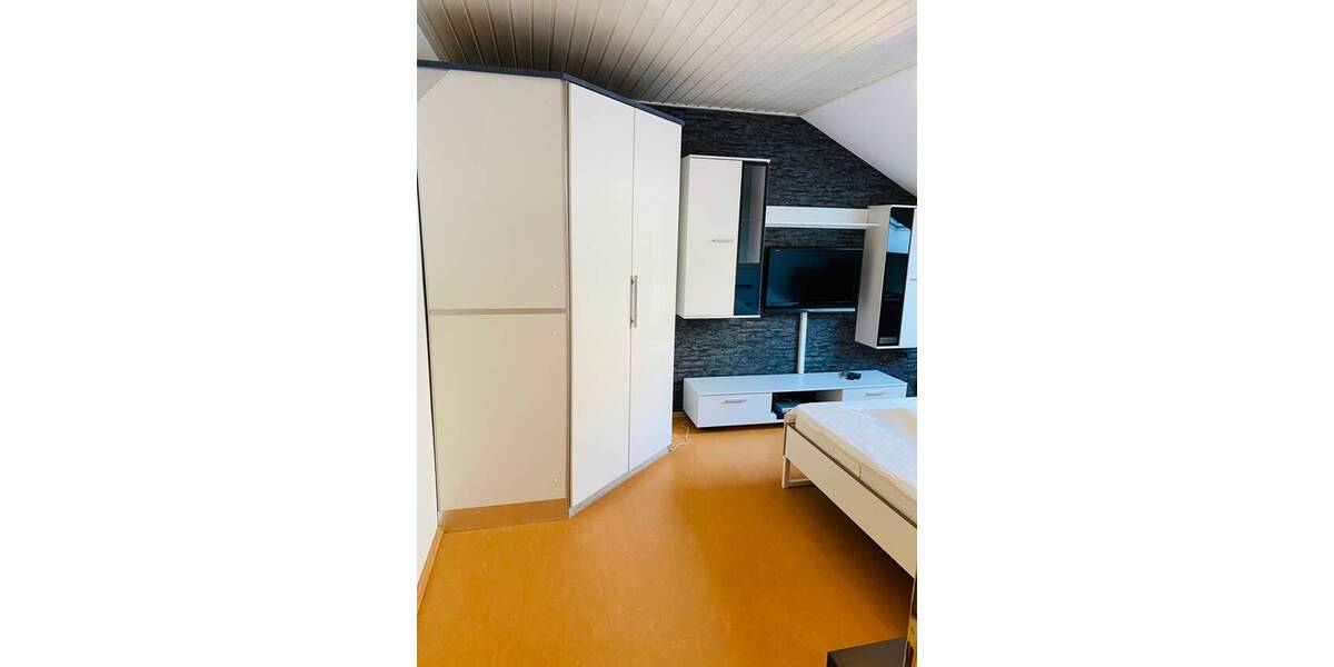 Reihenmittelhaus Lörrach - 5 Zimmer, 147 m&sup2;, 1.950&euro; | Angebot:26804049