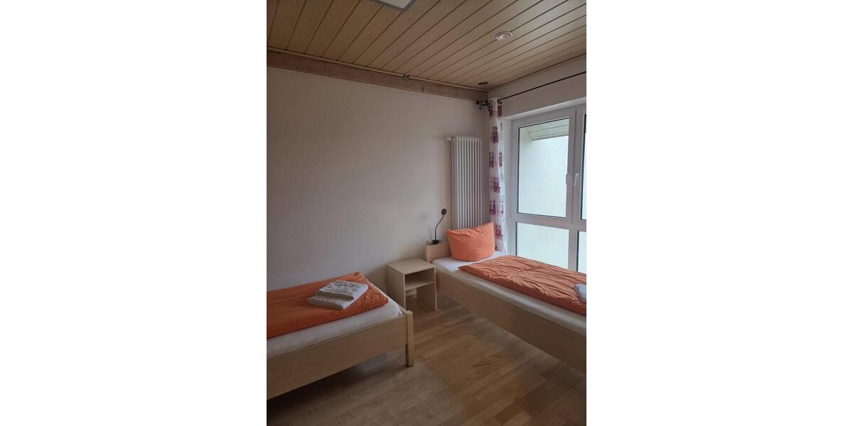Etagenwohnung Ochsenhausen - 3 Zimmer, 70 m&sup2;, 770&euro; | Angebot:25838306