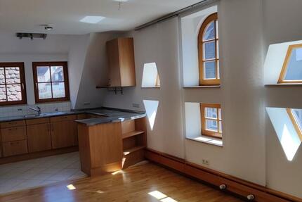 ***SCHÖNES WOHNEN IN DER ALTSTADT*** 3 zimmer