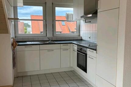 Helle 2 12 Zimmer-Wohnung