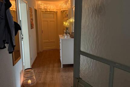 Wohnen auf Zeit Petersberg - 18 Zimmer, 70 m&sup2;, 410&euro; | Angebot:25230070