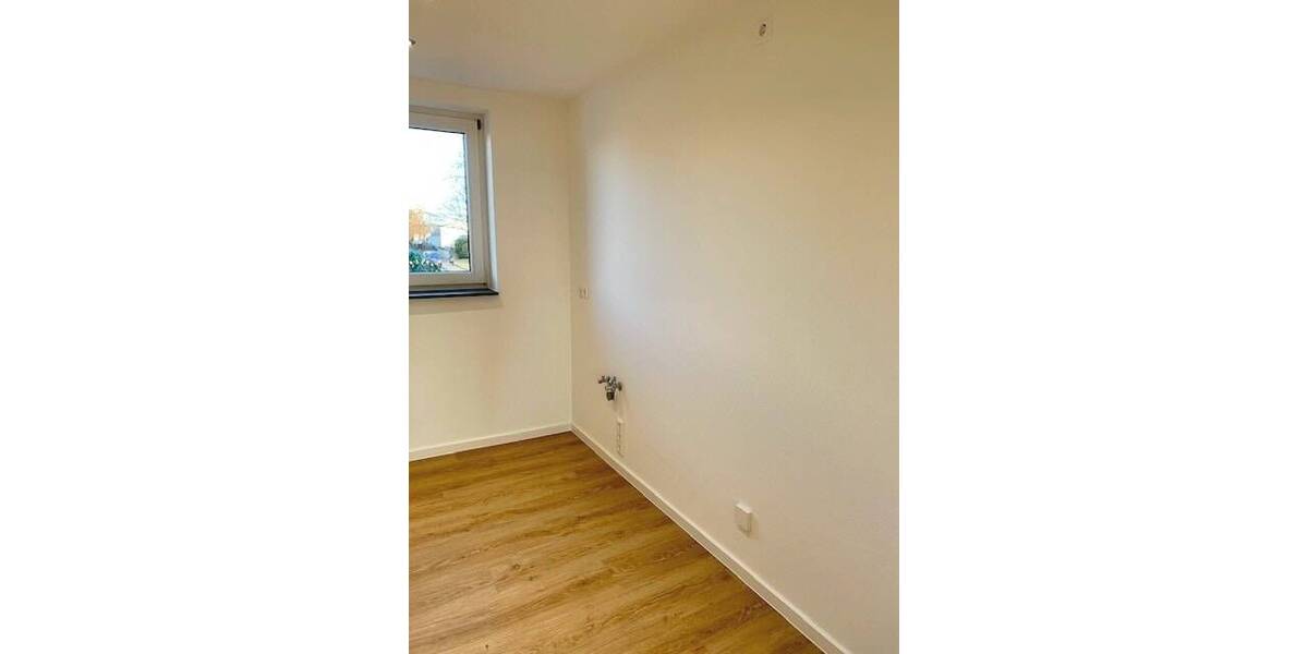 Etagenwohnung Reichenbach - 3 Zimmer, 62 m&sup2;, 400&euro; | Angebot:26065680