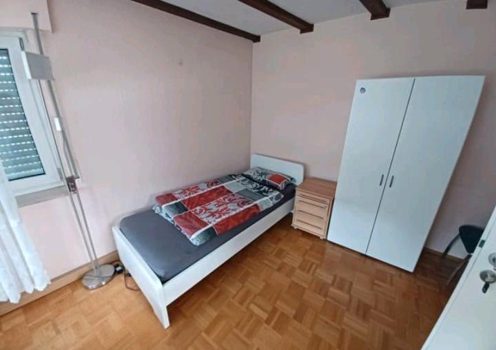 Wohnen auf Zeit Philippsburg - 12 Zimmer, 260 m&sup2;, 18&euro; | Angebot:25722511
