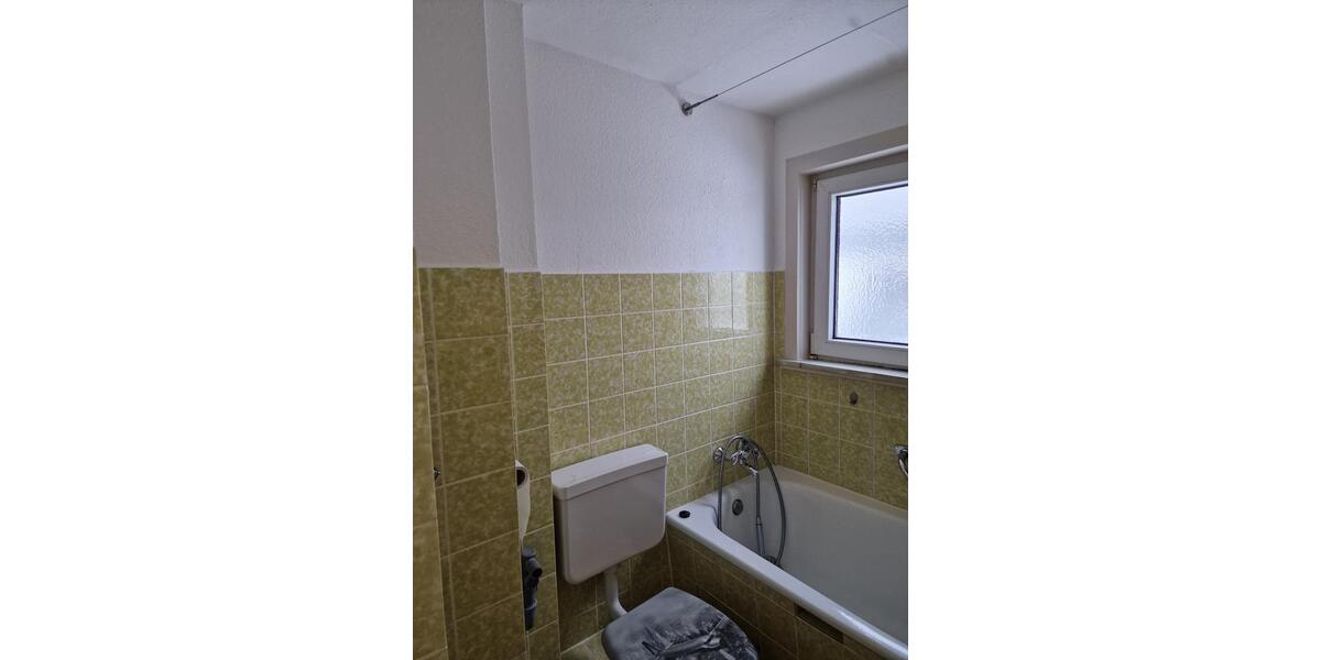 Dachgeschoßwohnung Bad Sachsa - 1.5 Zimmer, 31 m&sup2;, 200&euro; | Angebot:25539298