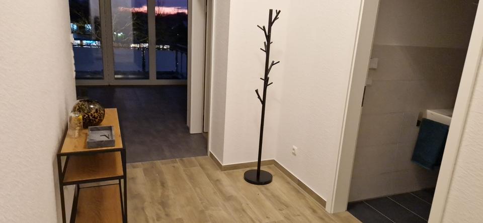 Dachgeschoßwohnung Varel - 2 Zimmer, 86 m&sup2;, 980&euro; | Angebot:26085876