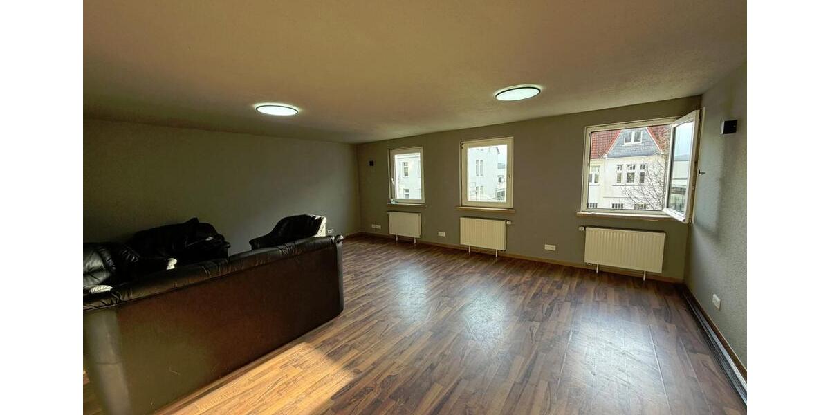 Etagenwohnung Gummersbach - 3 Zimmer, 98 m&sup2;, 950&euro; | Angebot:25478996