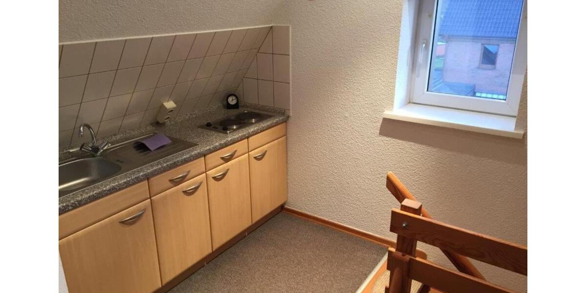 Dachgeschoßwohnung Hiddenhausen - 2 Zimmer, 22 m&sup2;, 350&euro; | Angebot:24689600