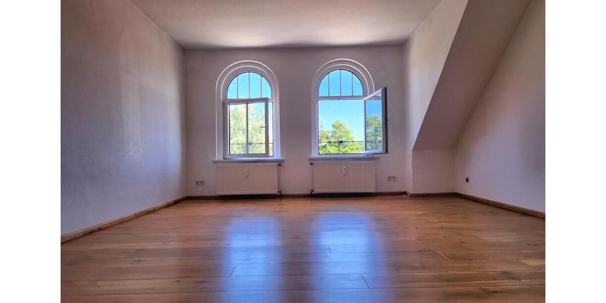 Dachgeschoßwohnung Finsterwalde - 2 Zimmer, 75 m&sup2;, 500&euro; | Angebot:24975983