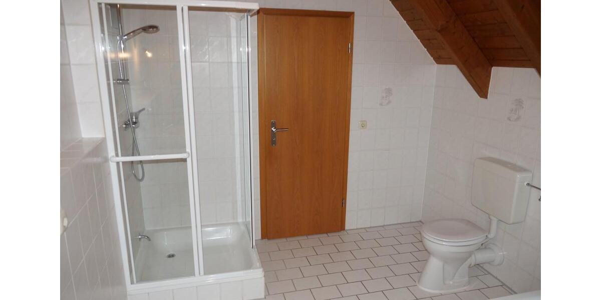 Etagenwohnung Bergkirchen - 4 Zimmer, 120 m&sup2;, 1.800&euro; | Angebot:26000224