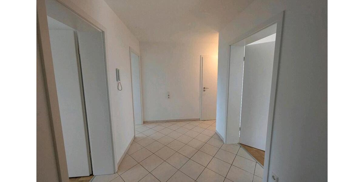 Dachgeschoßwohnung Heilbronn Kernstadt - 3 Zimmer, 74 m&sup2;, 925&euro; | Angebot:25992071