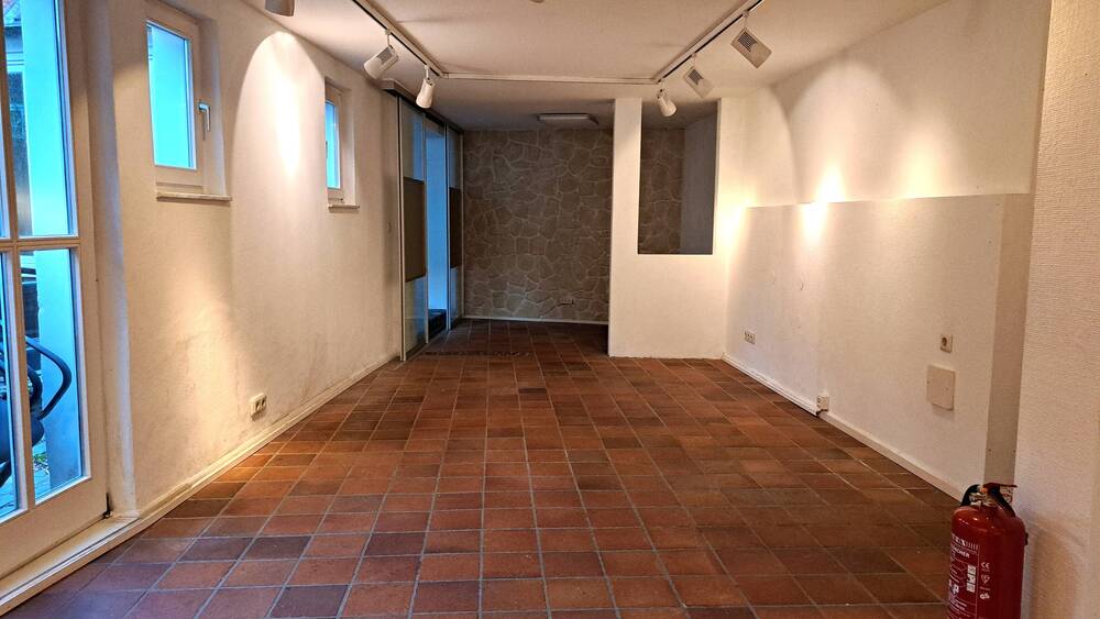 Gewerbeobjekt Bünde Bünde-Mitte - 4 Zimmer, 700&euro; | Angebot:25706447