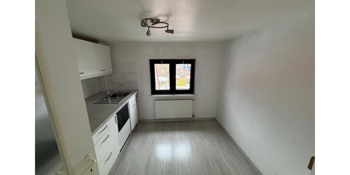 Dachgeschoßwohnung Datteln - 2 Zimmer, 52 m&sup2;, 400&euro; | Angebot:25990107