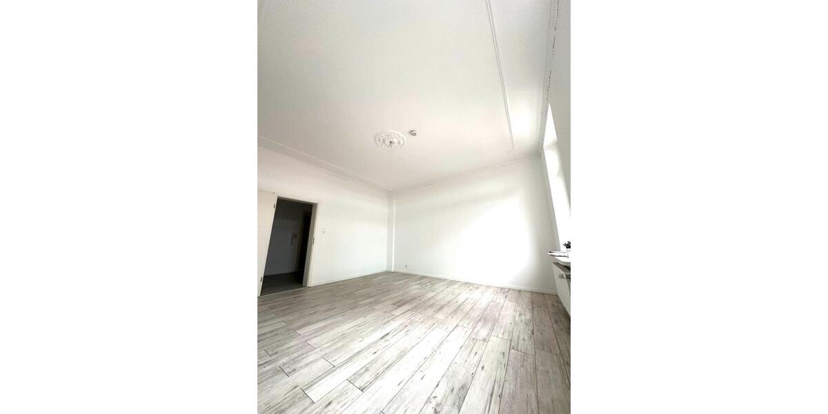 Etagenwohnung Einbeck - 3 Zimmer, 89 m&sup2;, 720&euro; | Angebot:26221753