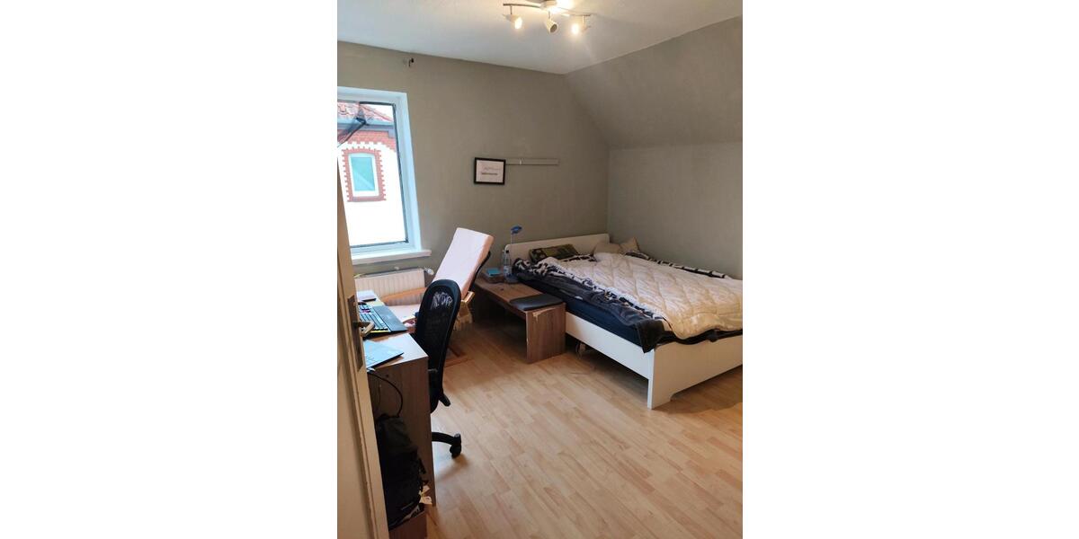 Wohnen auf Zeit Hildesheim Itzum-Marienburg - 1 Zimmer, 30 m&sup2;, 350&euro; | Angebot:25131075