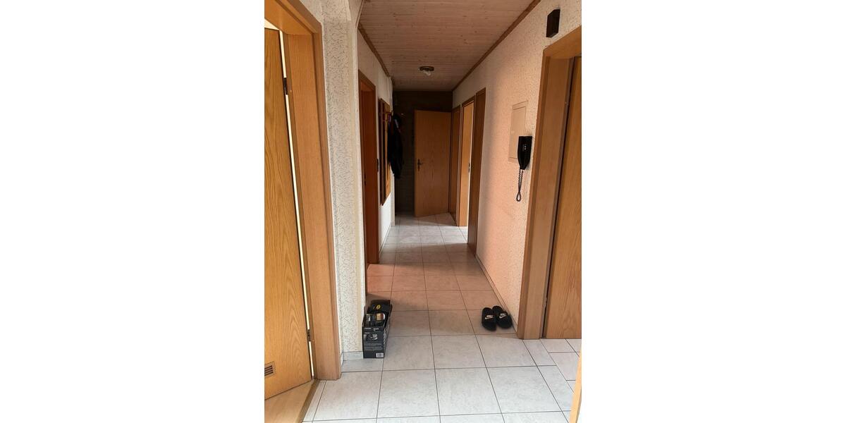 Dachgeschoßwohnung Gaildorf - 3 Zimmer, 67 m&sup2;, 650&euro; | Angebot:25872134