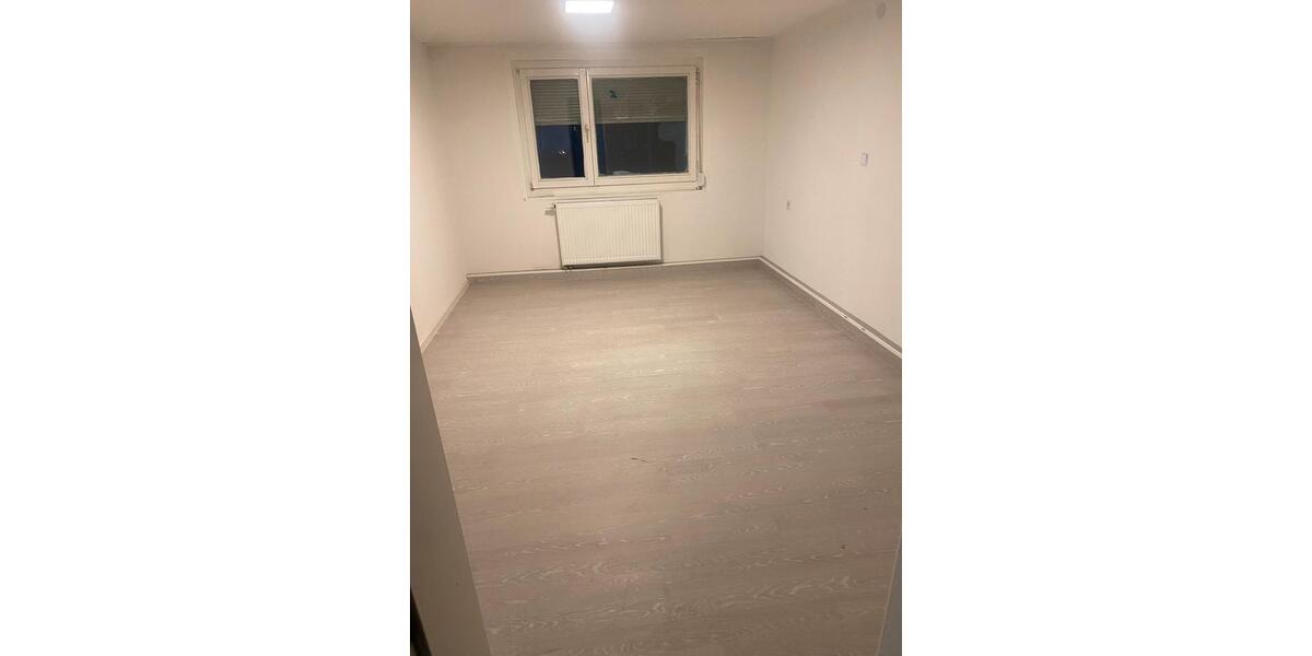 Etagenwohnung Tuttlingen - 4 Zimmer, 80 m&sup2;, 750&euro; | Angebot:26044420