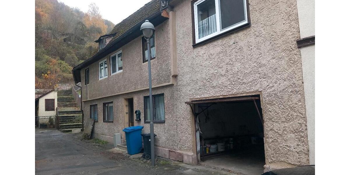 Familienfreundliche Objekt günstig zu vermieten 8 zimmer